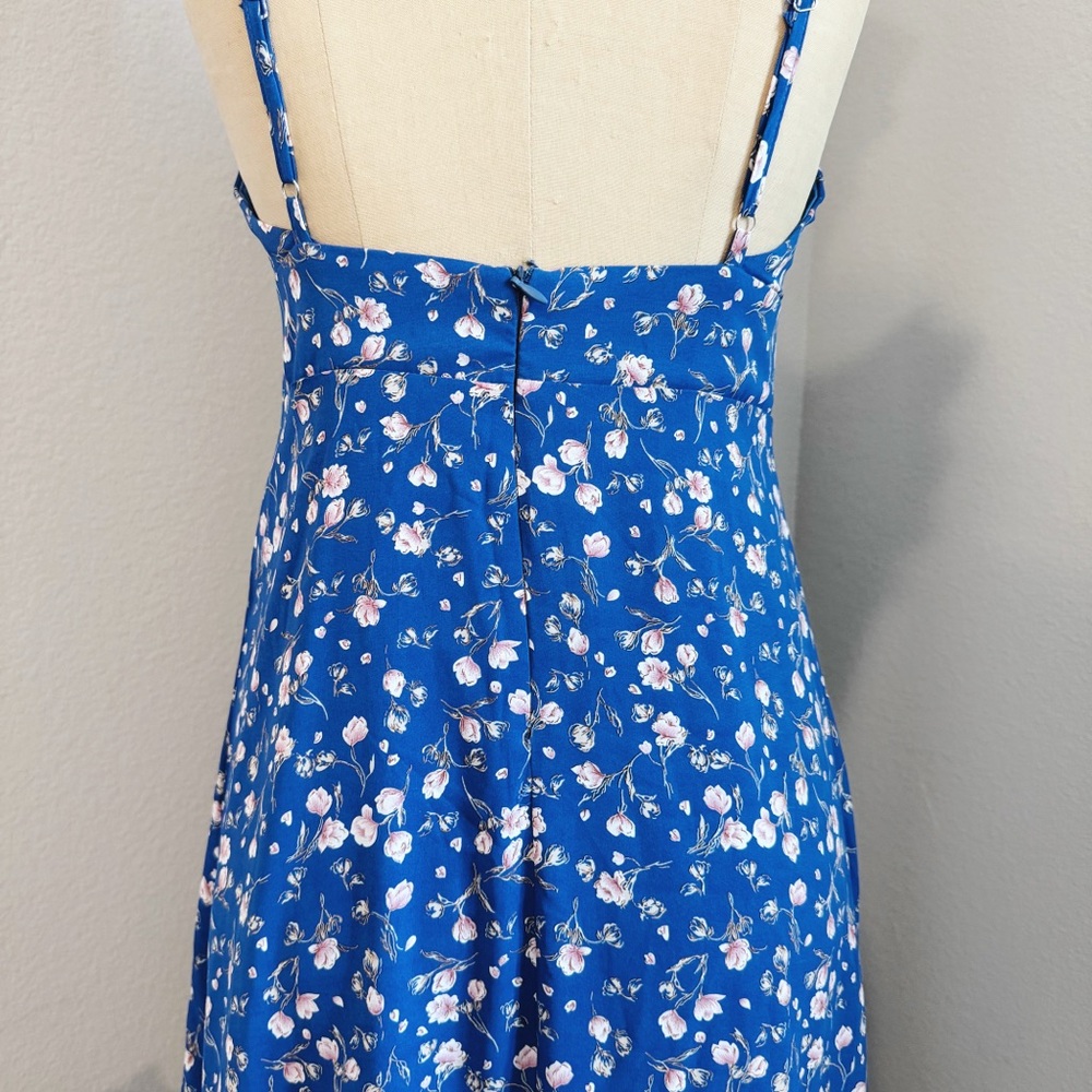 Hello Molly Blue Floral Maxi Dress - Picture 16 of 16
